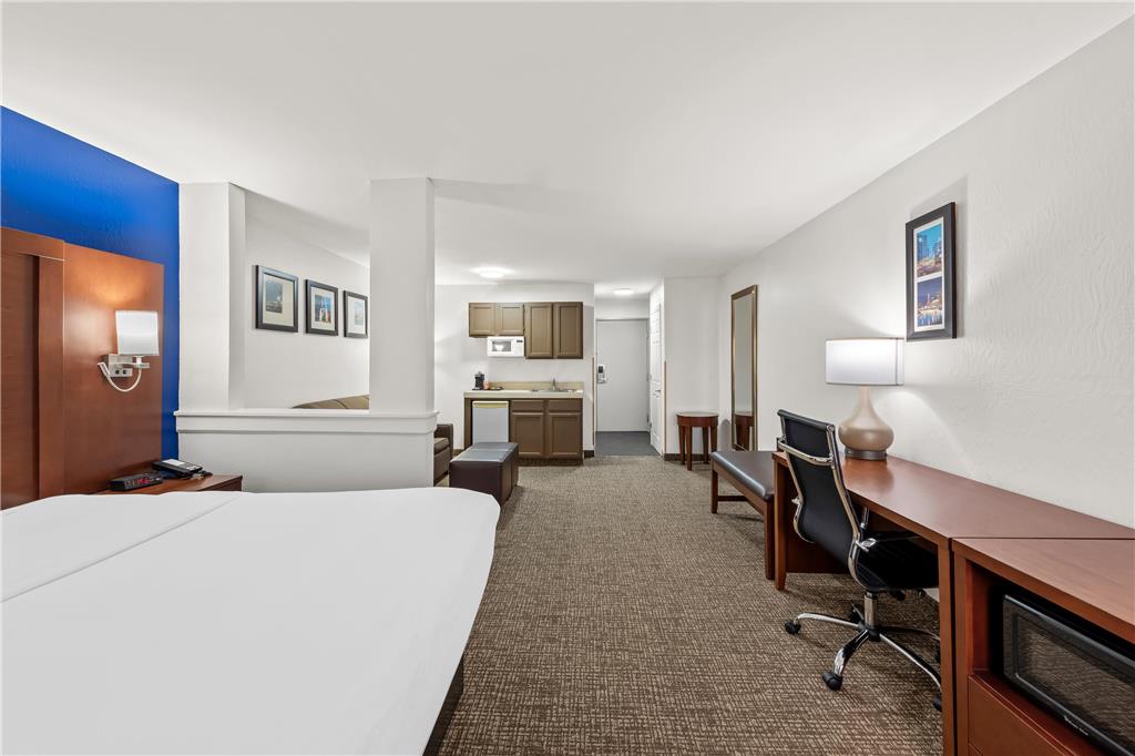 Comfort Inn & Suites Fairborn near Wright Patterson AFB - photo 45