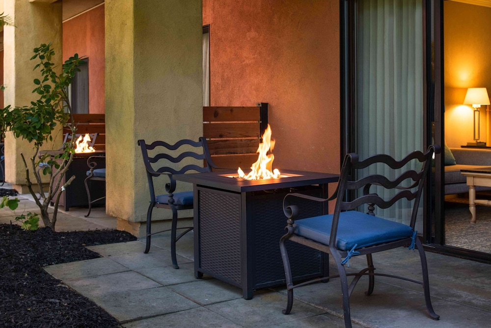 DoubleTree by Hilton Sonoma Wine Country - photo 26