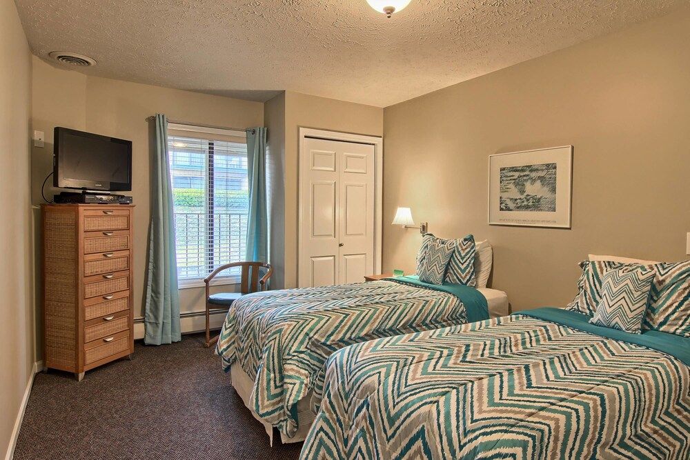 Pointes North Inn - photo 20