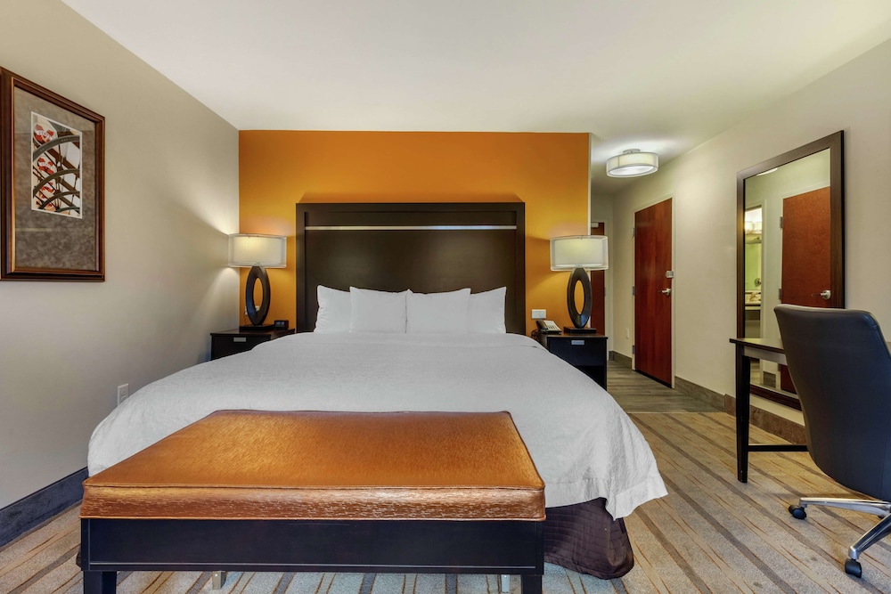 Hampton Inn & Suites Columbus - photo 19