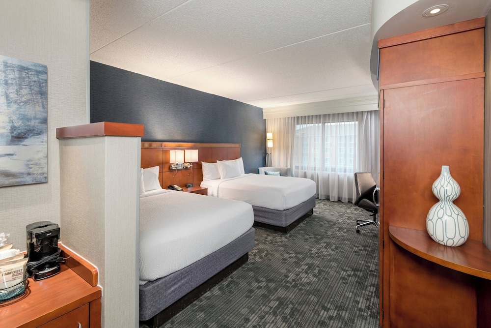Courtyard by Marriott Philadelphia Valley Forge Collegeville - photo 8