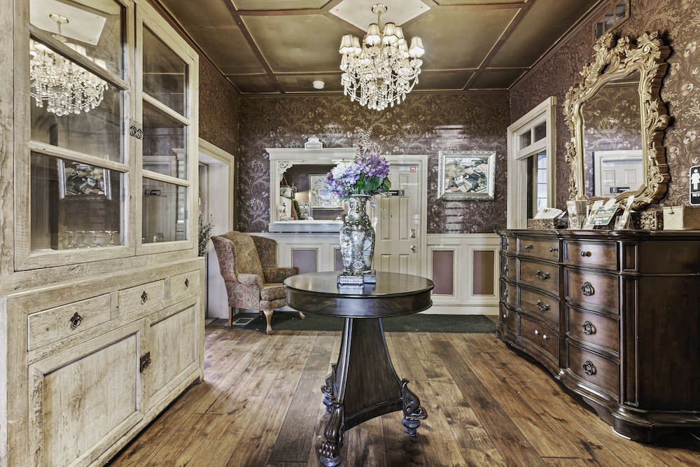 Casablanca Inn on the Bay - featured photo