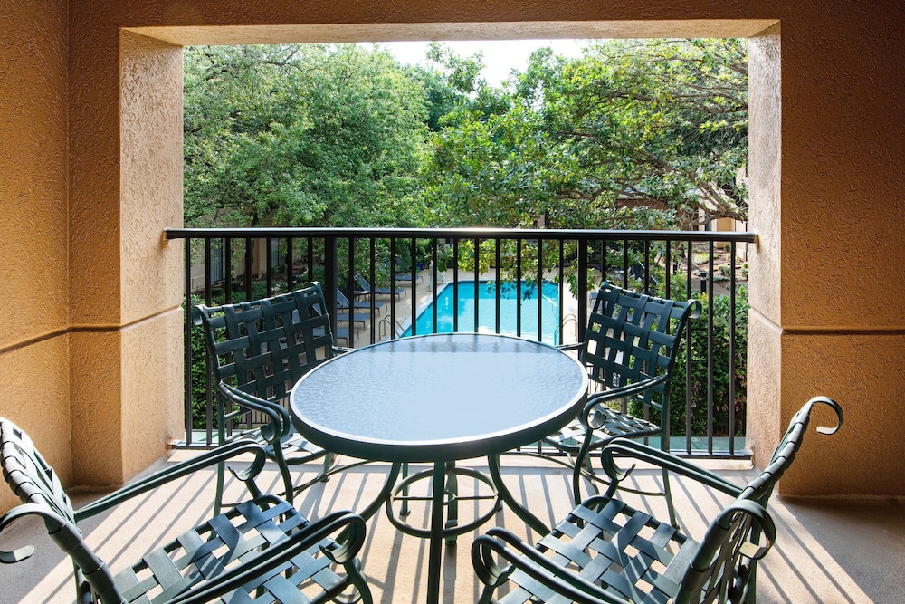 Courtyard by Marriott Dallas Plano in Legacy Park - photo 12