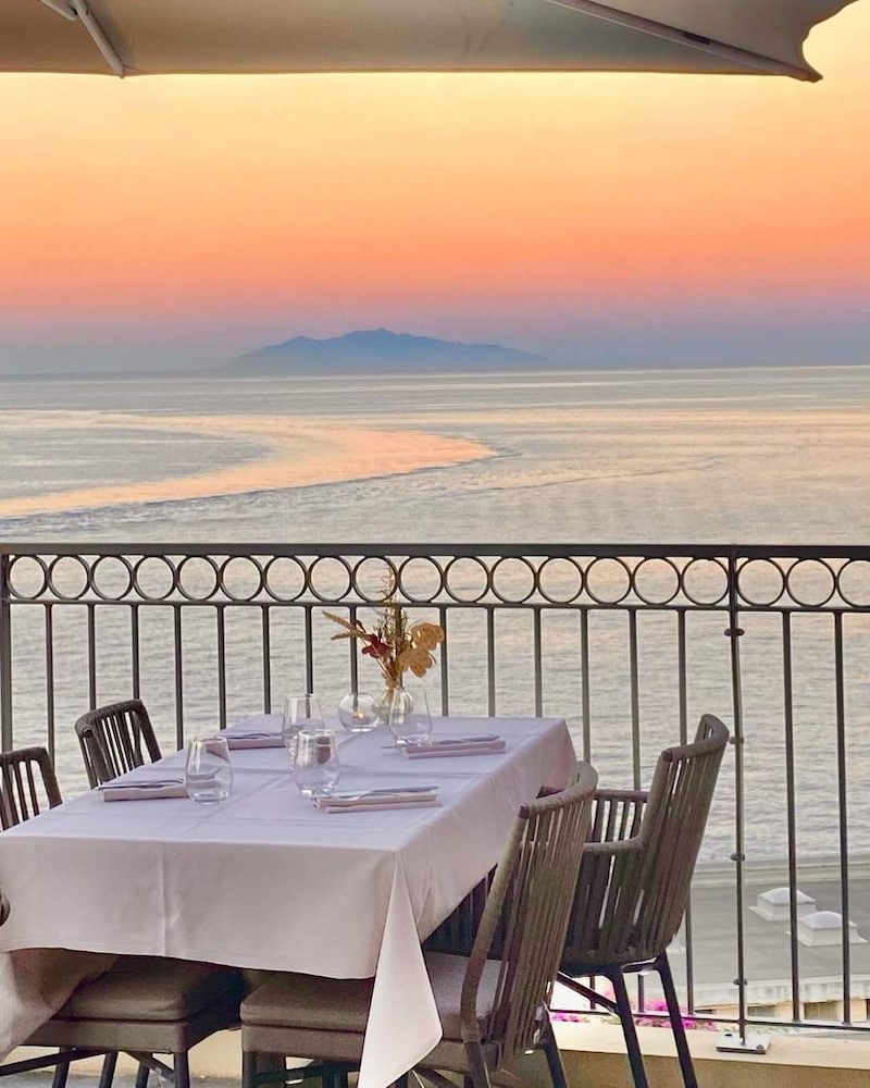 Hôtel Des Gouverneurs — Bastia — photo 2