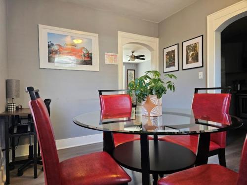 Dundee Escape in Charleston, United States