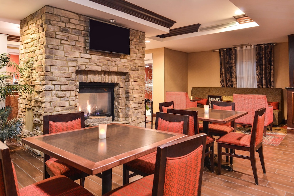 Hampton Inn Statesville - photo 4