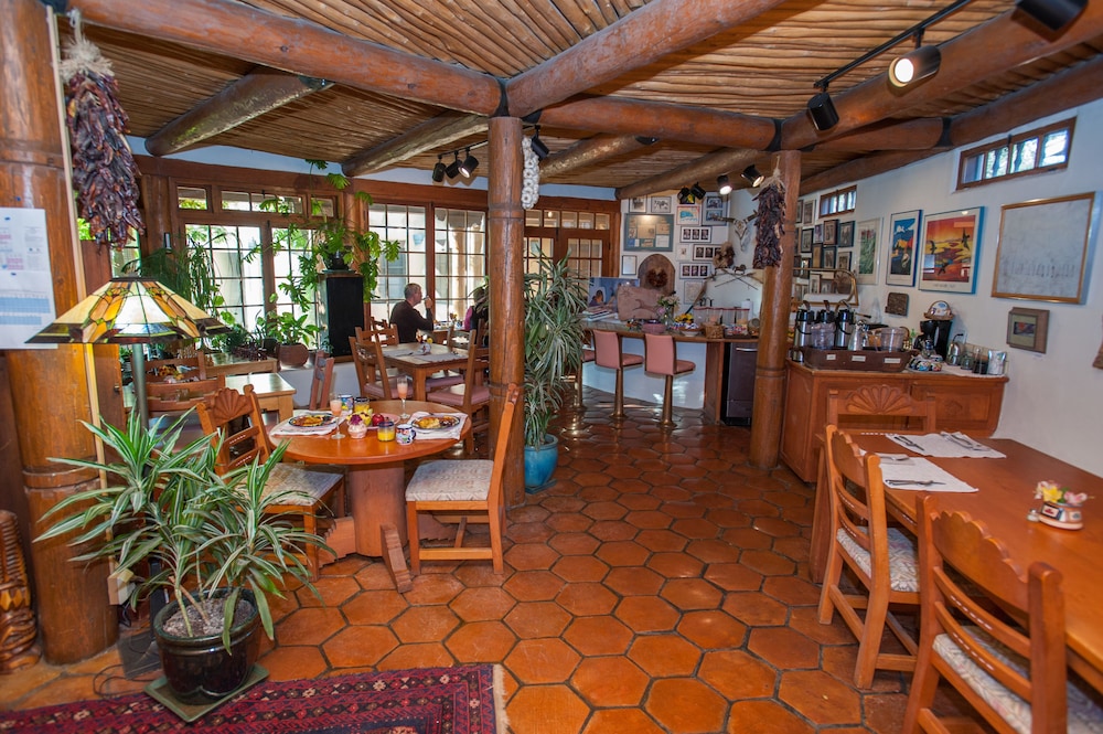 Inn on La Loma Plaza - photo 94