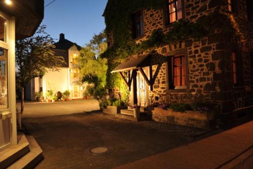 Hotel Grüters — hotel in Muelheim-Kaerlich