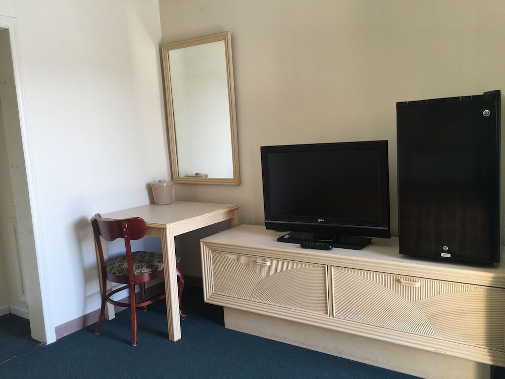 Coastal Motel - photo 6