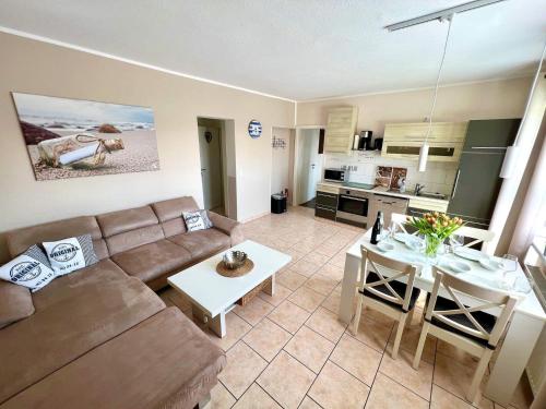 Haus Holiday Wohnung 1 — 4-Star Luxury Hotel in Dahme, Germany