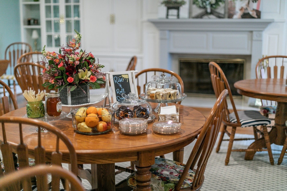 Biddle Point Inn & Event Venue - photo 25