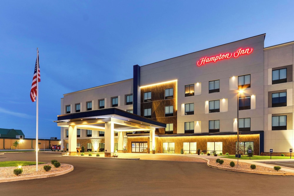 Hampton Inn Lebanon - photo 20