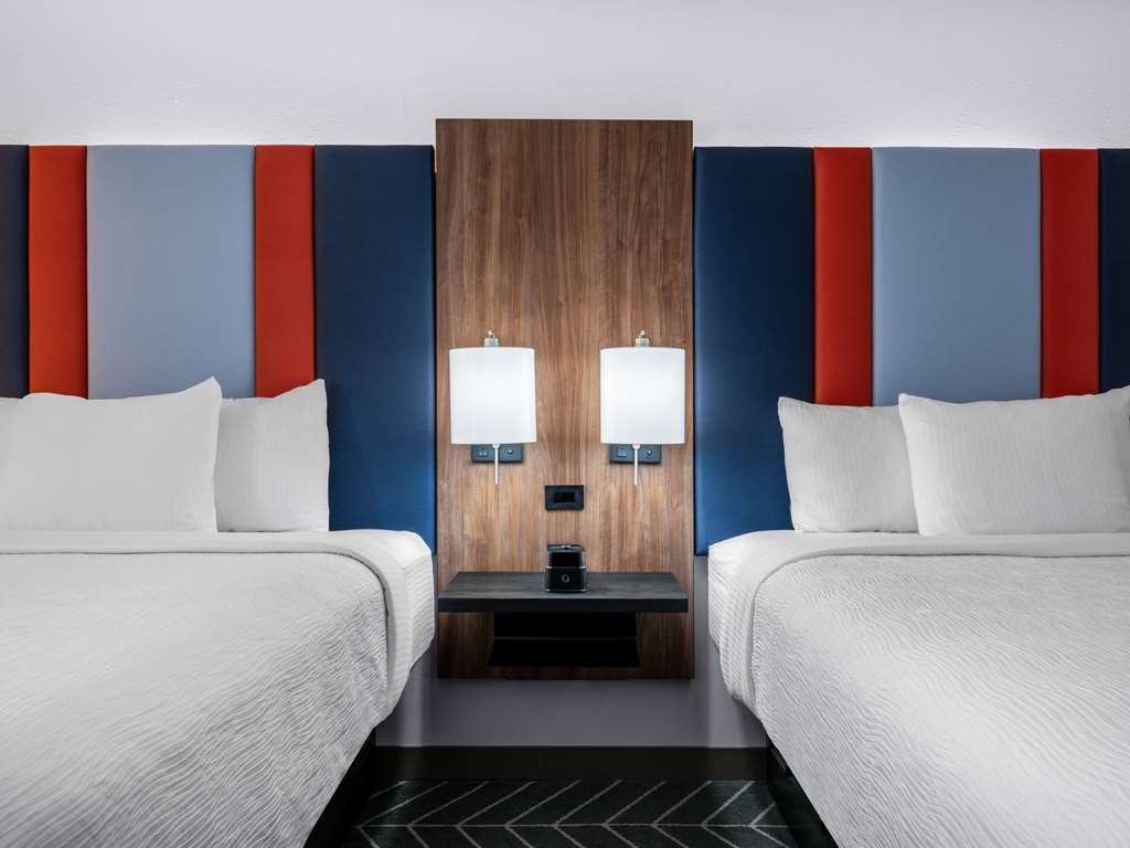 La Quinta by Wyndham Chelsea Birmingham - photo 16