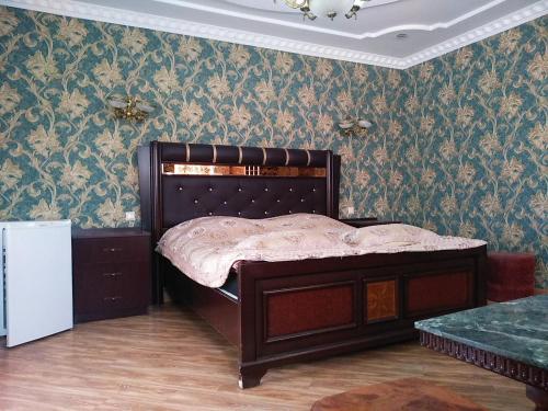 Hotel Edemi Castle
