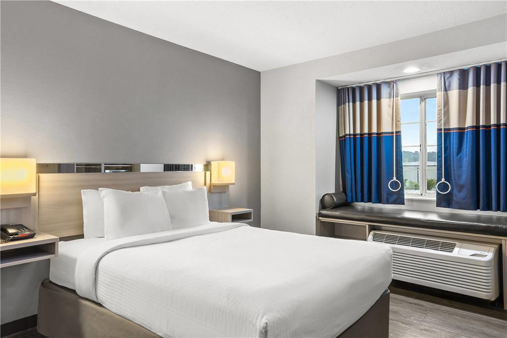 Quality Inn & Suites Nashville Bellevue - photo 9