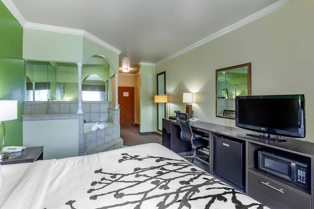 Sleep Inn & Suites Hewitt South Waco - photo 24