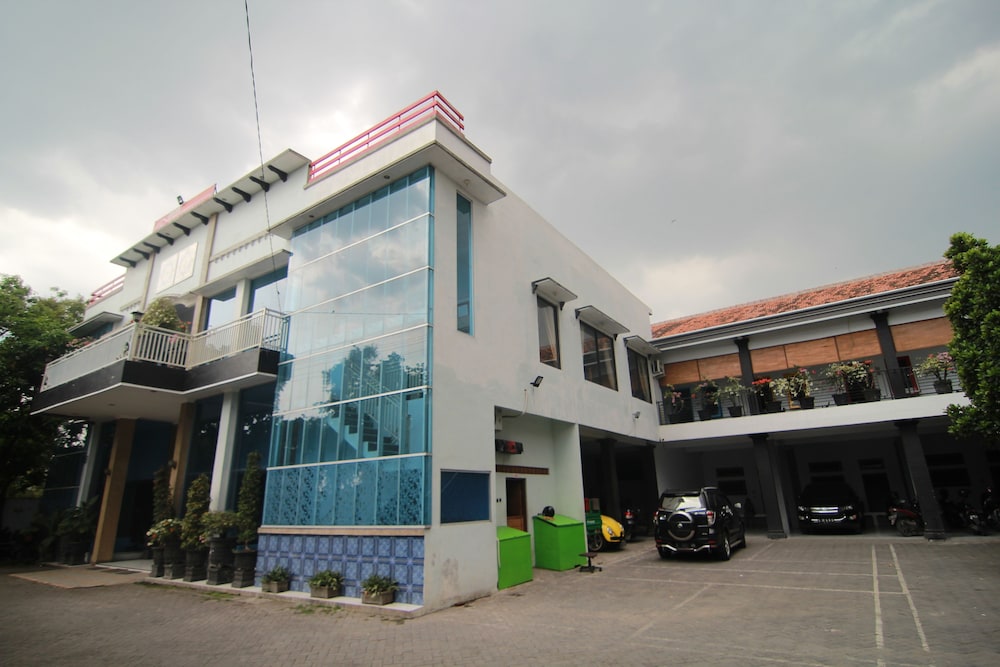 Hotel Boegenviel Syariah — Lamongan