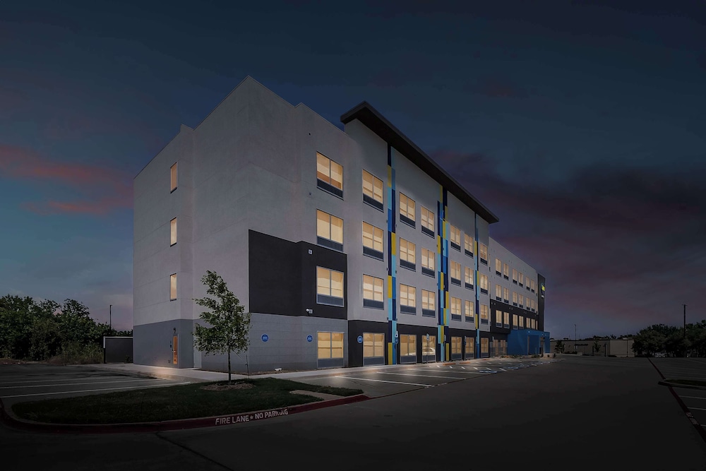 Tru by Hilton Plano Hwy 75 - photo 55