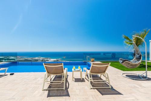 Blue Horizon Luxury Villas — 4-Star Luxury Hotel in Kissamos, Greece