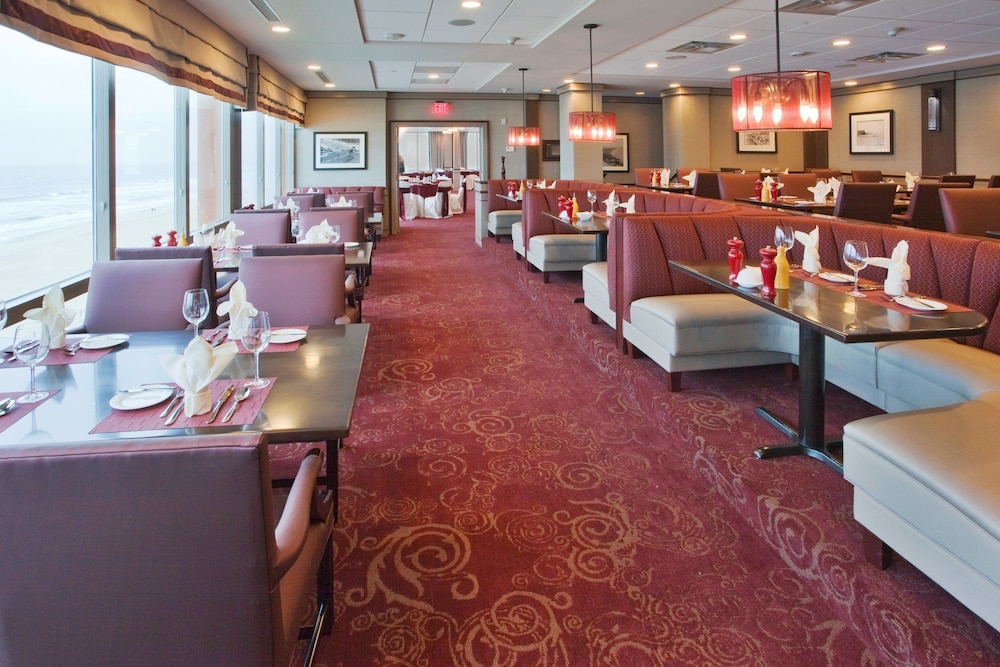 Holiday Inn & Suites Virginia Beach North Beach by IHG - photo 61
