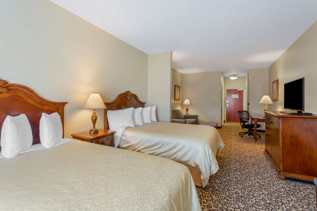 Best Western Plus Fossil Country Inn & Suites - photo 21