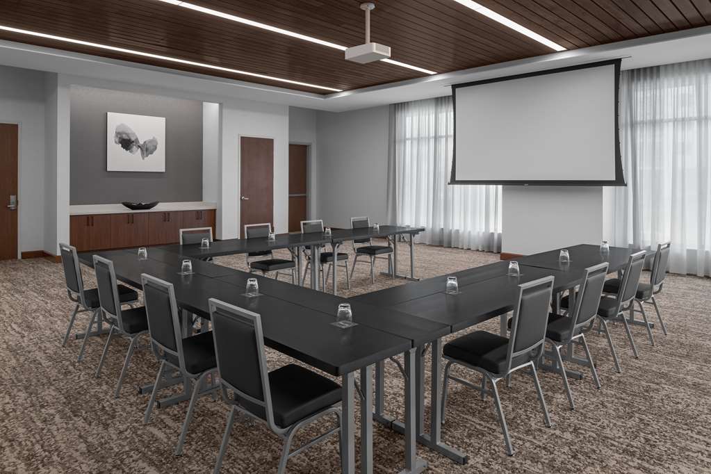 Hyatt House Lansing University Area - photo 3