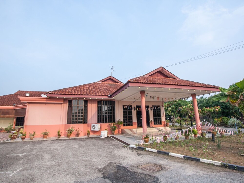 Oyo 441 Inb Resort - last minute hotel in Malacca