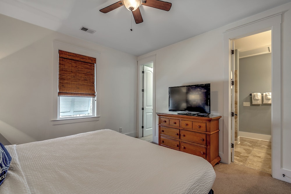 North Beach Resort & Villas - photo 128