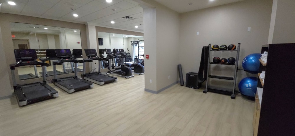 DoubleTree Suites by Hilton Hotel Mt. Laurel - photo 26