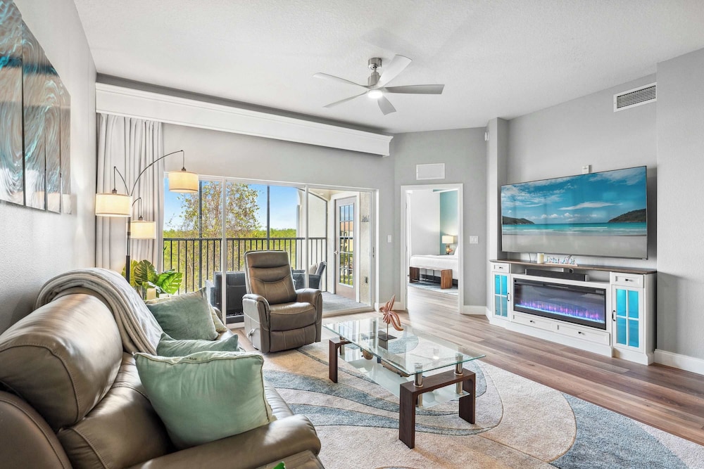 Minutes to Magic — 4-Star Luxury Hotel in Orlando, United States