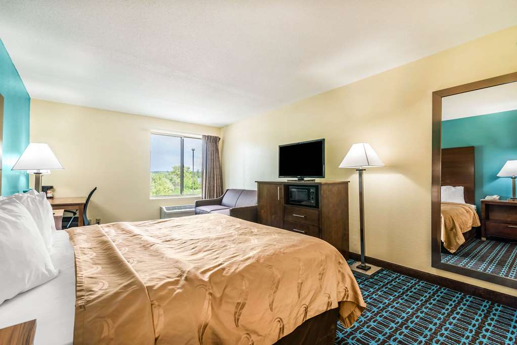 Quality Inn Loudon Concord - photo 26