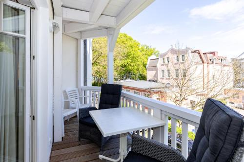 Ferienwohnungen am Strand Strandvilla Belvedere — 4-Star Luxury Hotel in Ostseebad Kuehlungsborn, Germany