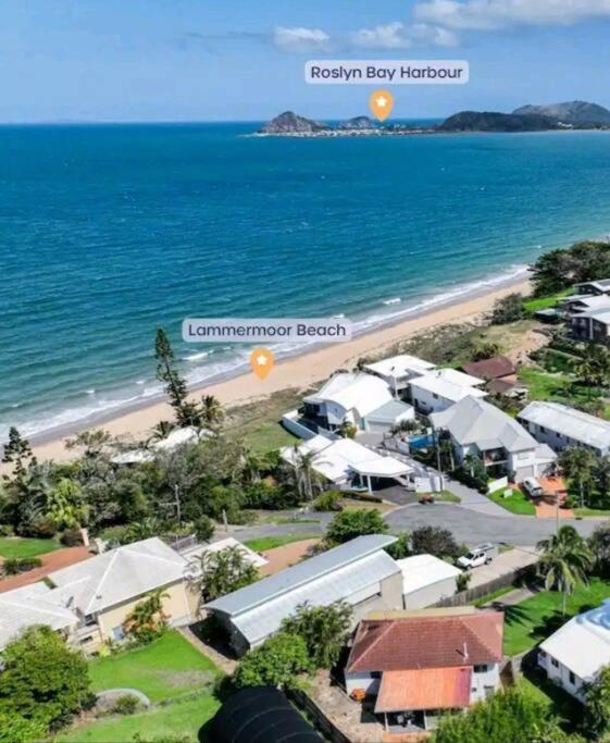 Spacious Beach Apartment Yeppoon ARay at Cooee Bay Apt B — 4-Star Luxury Hotel in Yeppoon, Australia