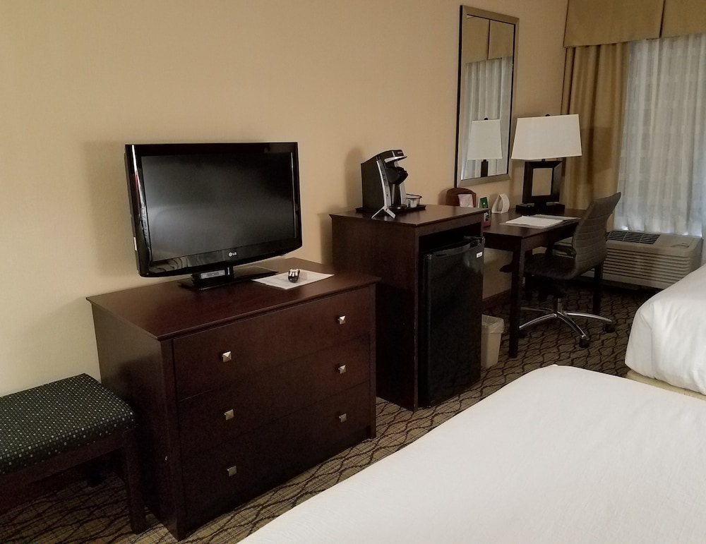 Holiday Inn by IHG - photo 13