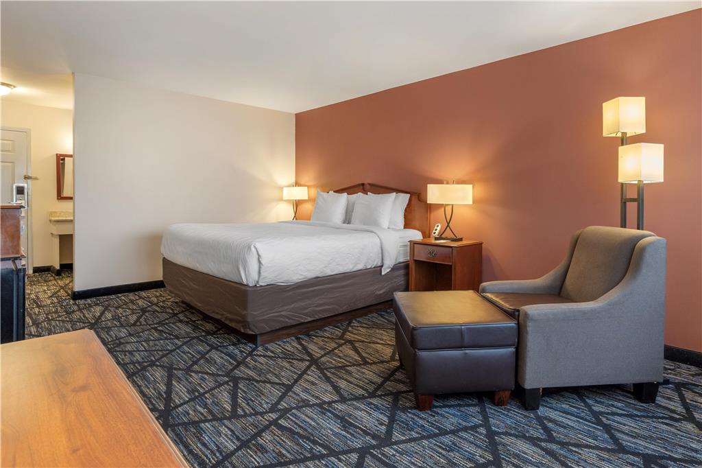 SureStay Plus Hotel by Best Western Auburn - photo 14