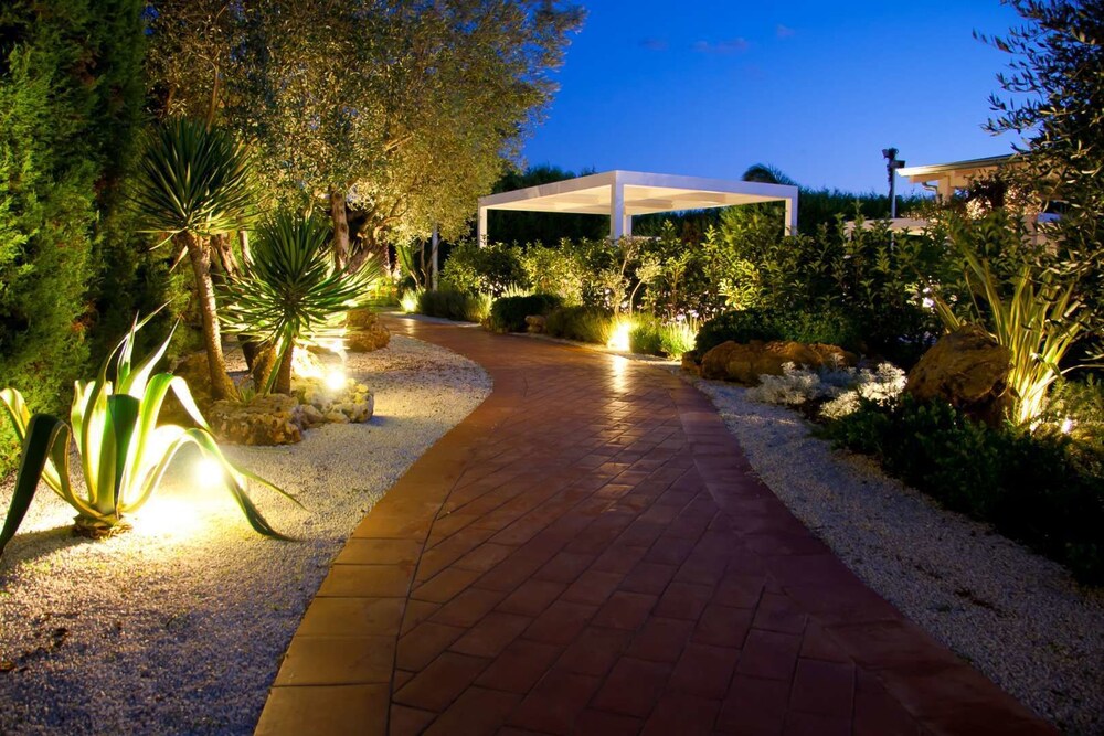 Homi Country Retreat — Partinico