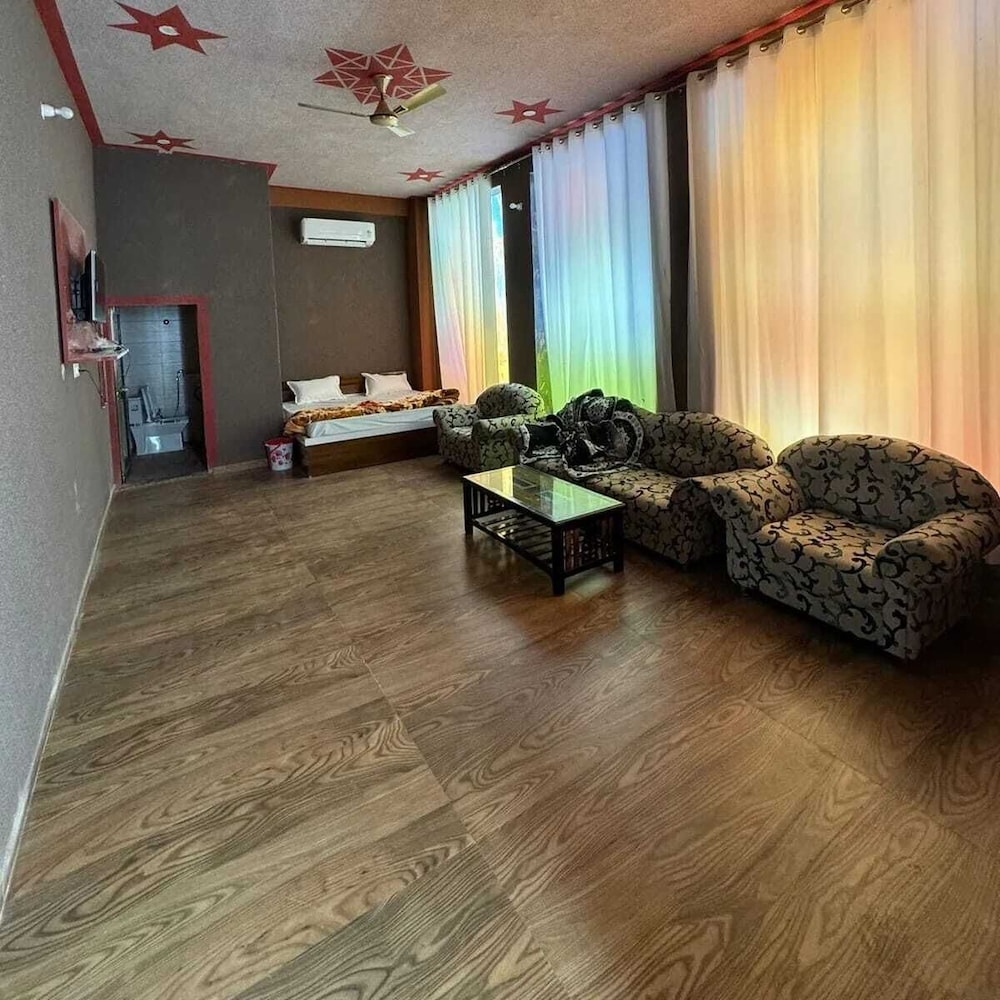 Hotel Raghukul - last minute hotel in Unknown City