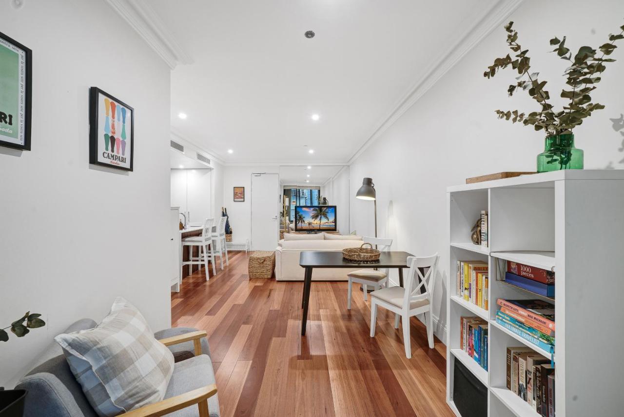 Stylish City Escape with Private Courtyard — 4-Star Luxury Hotel in Sydney, Australia