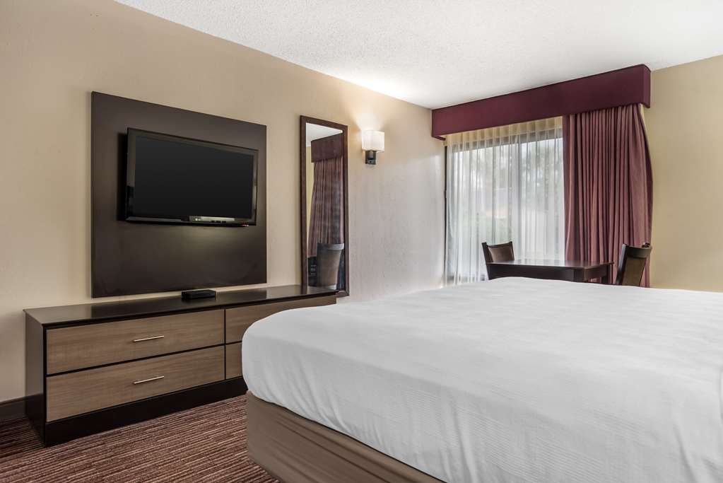 Best Western Oak Manor - photo 16
