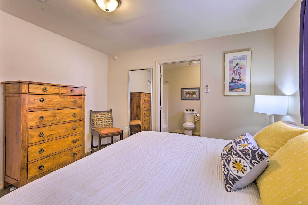 Oro Valley Retreat w Pool Spa & Rooftop Views - photo 2