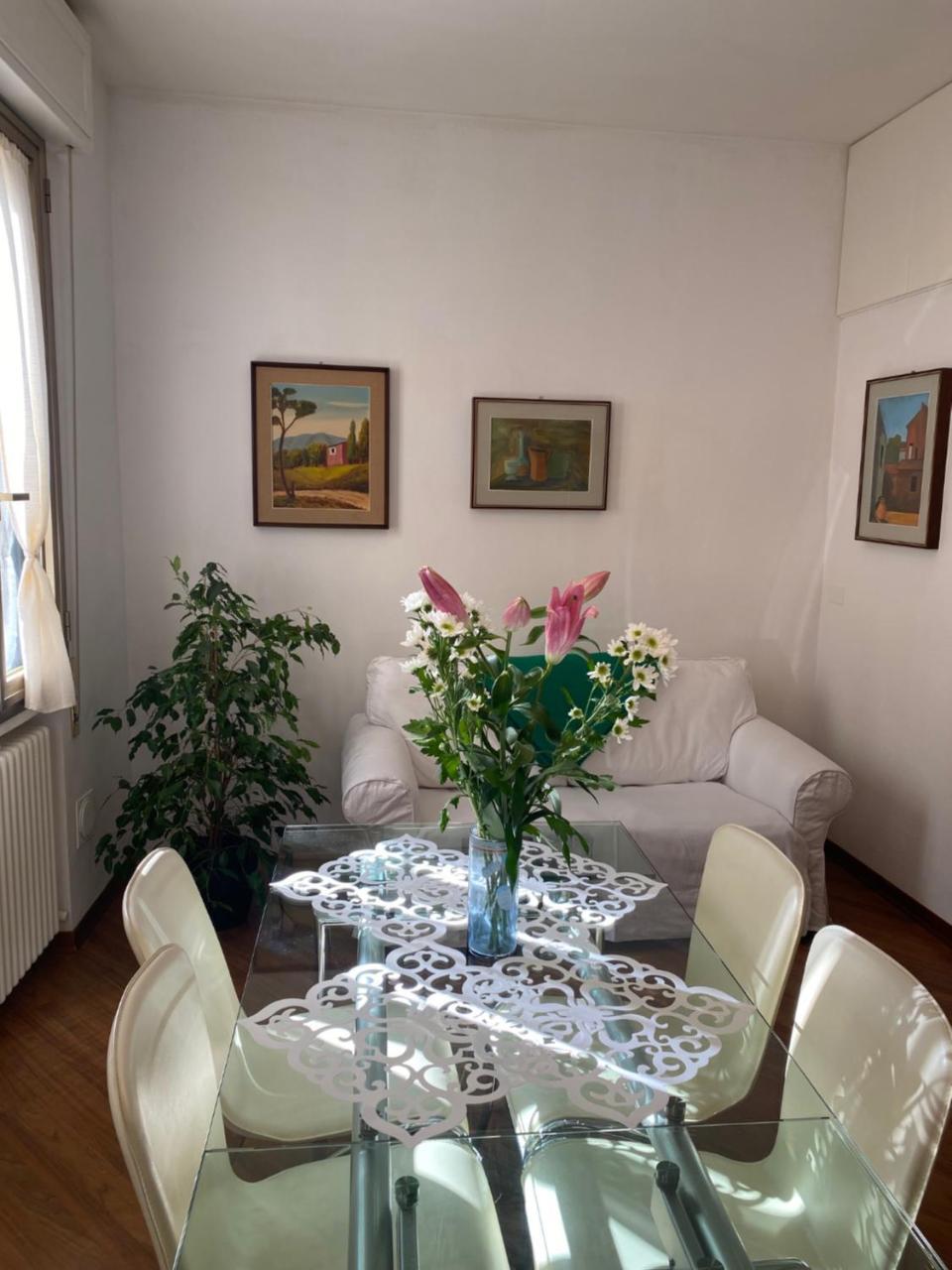 Charming Apartment Near Saragozza Bologna — 4-Star Luxury Hotel in Bologna, Italy