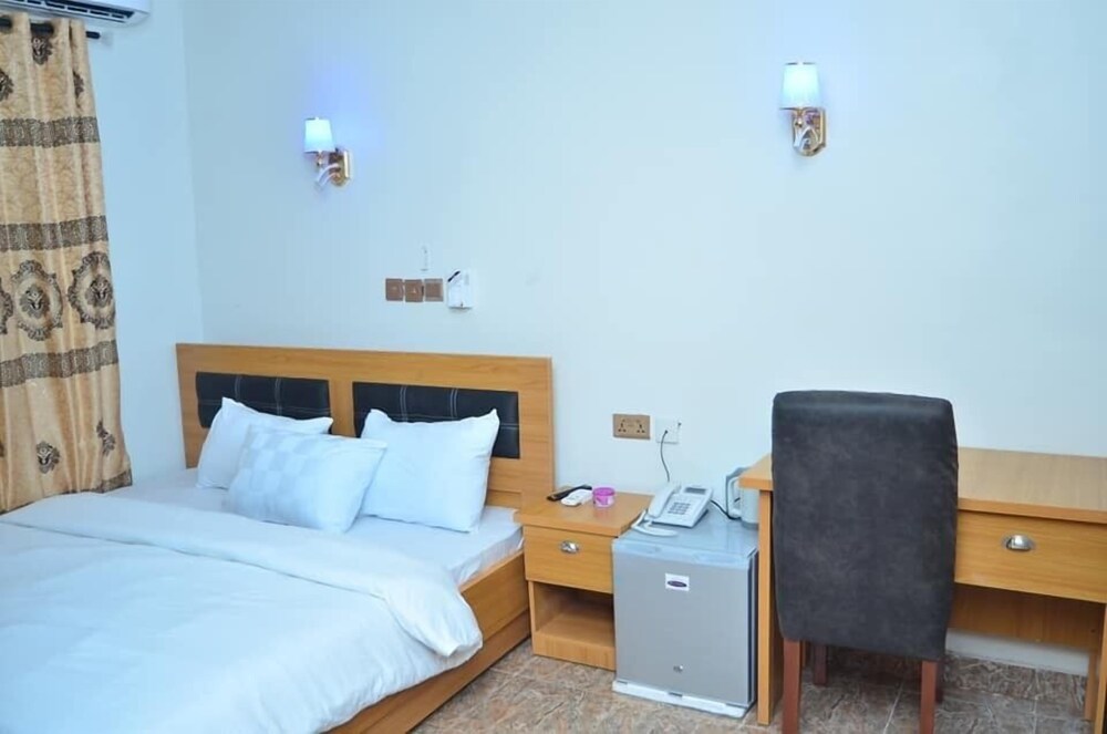 Seth Hotel Standard — Asaba — photo 5