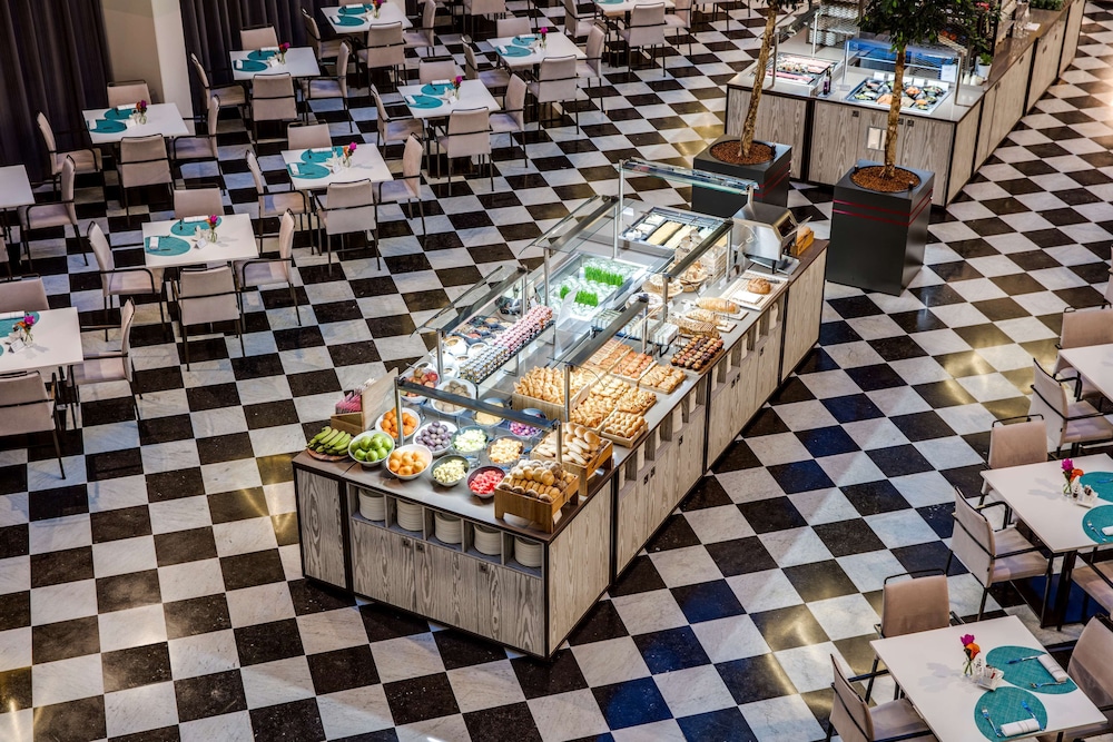 מזון ומשקאות