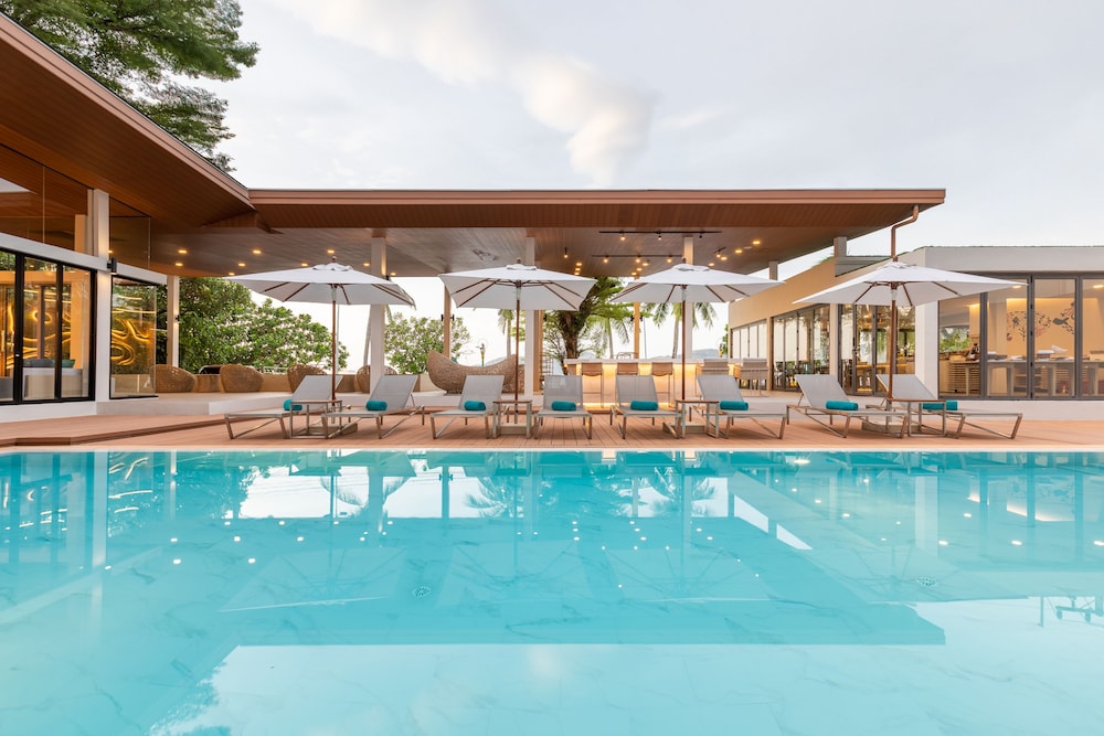 LIV Hotel Phuket Patong Beachfront - carbon neutral hotel in Patong