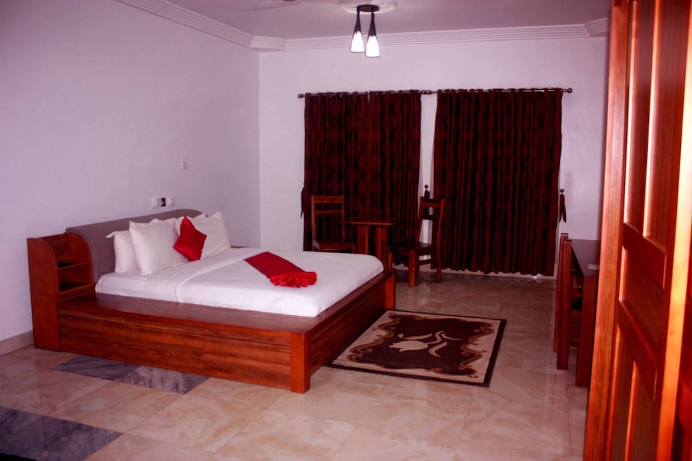 Ibisa Hotel in Sekondi-Takoradi, Ghana