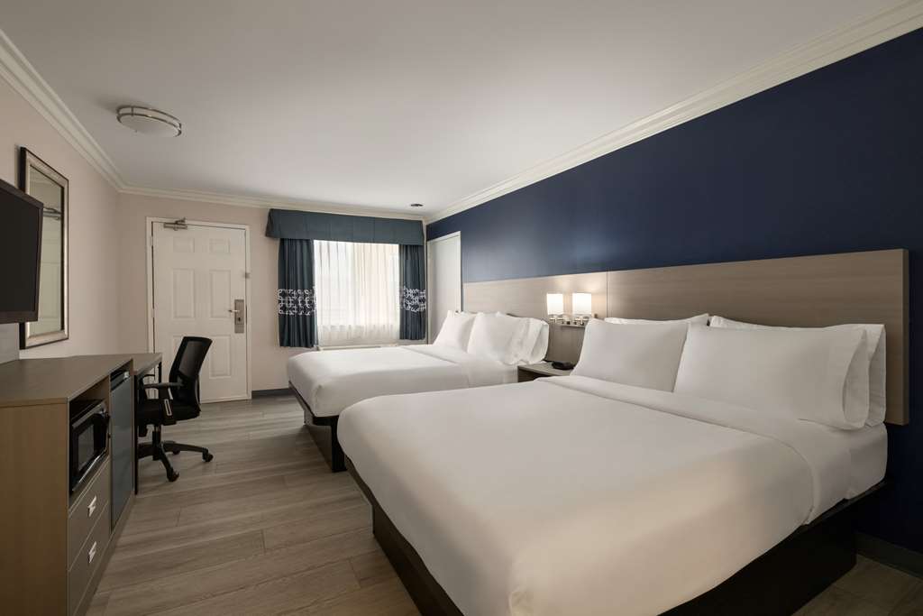 Quality Inn Lake Elsinore I 15 - photo 24