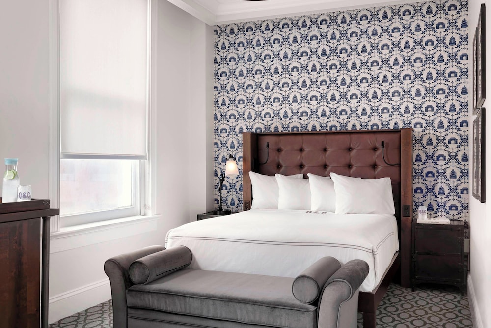Q and C HotelBar New Orleans Autograph Collection - photo 14