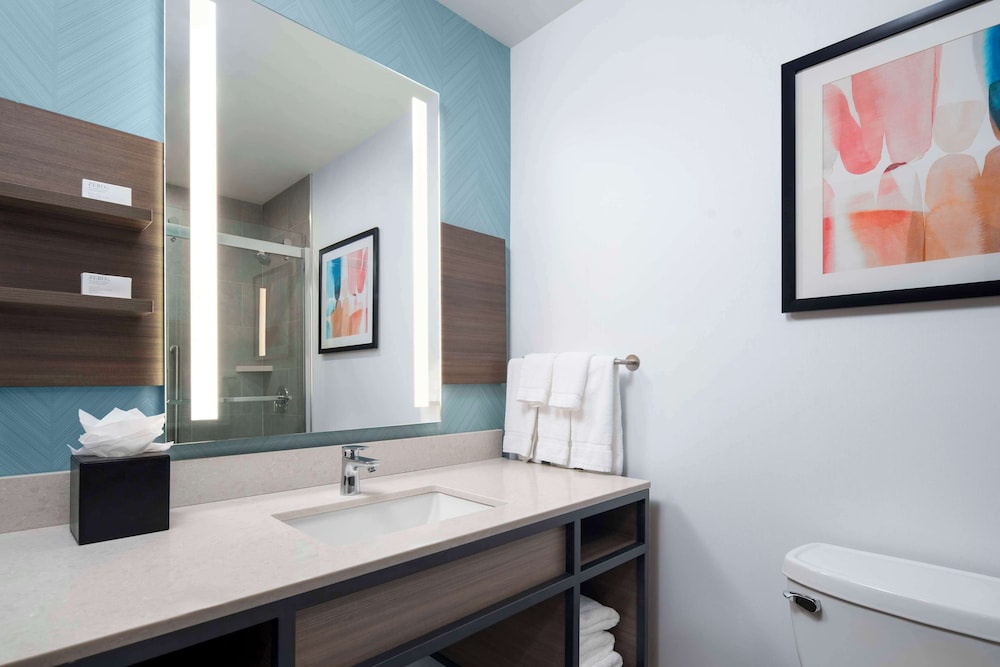 Hilton Garden Inn Kennett Square - photo 20