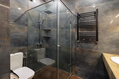 Stylish 2BR Apt in Vake Central Tbilisi By Wehost