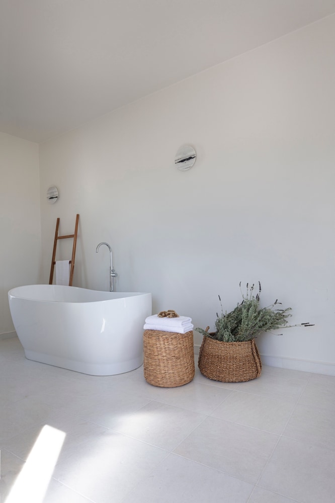 Ammothines Cycladic Suites — Naxos — photo 5